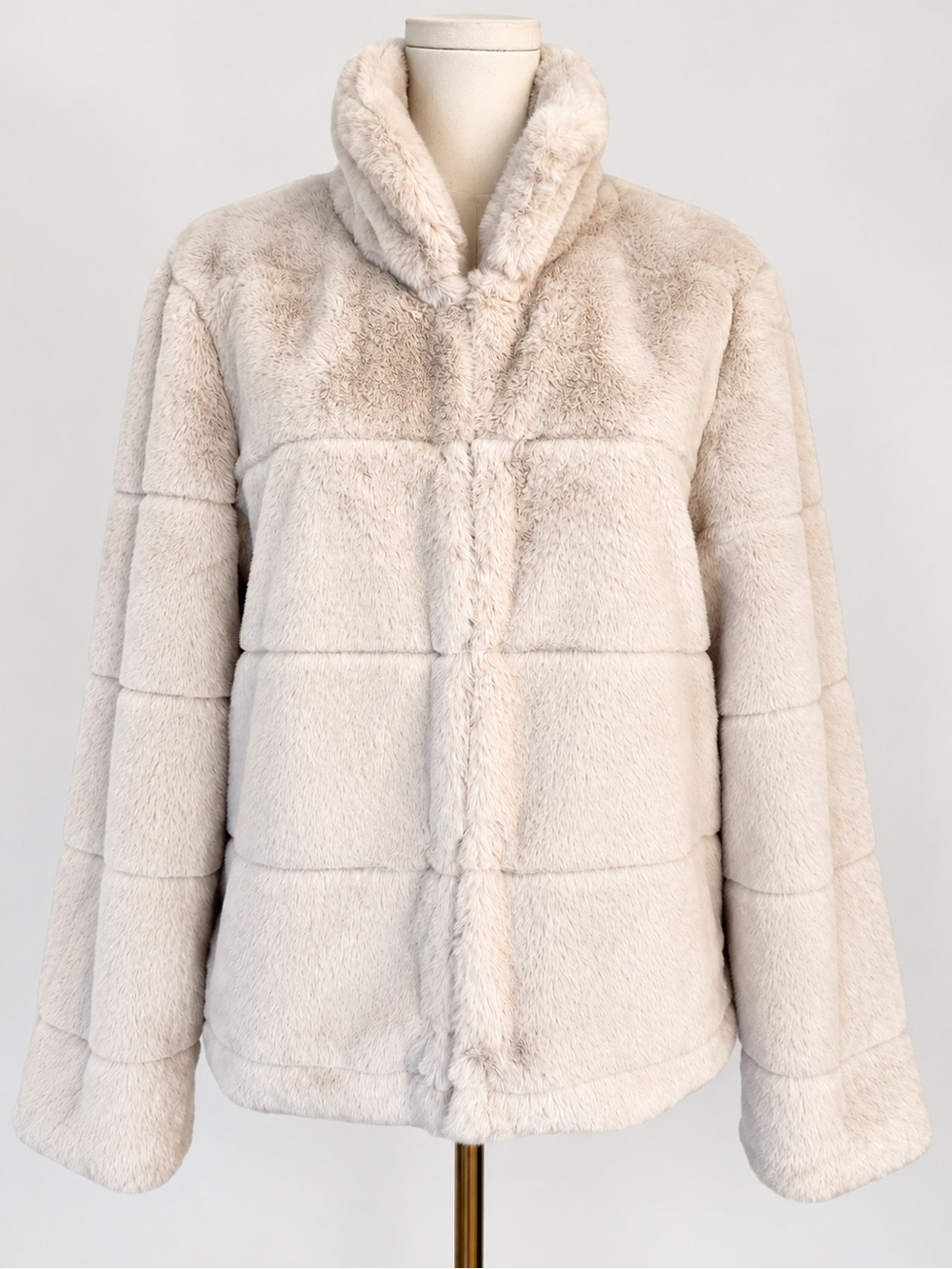 Ci Sono Los Angeles Faux Fur Jacket Medium Vanilla Cream Plush Cozy Coat